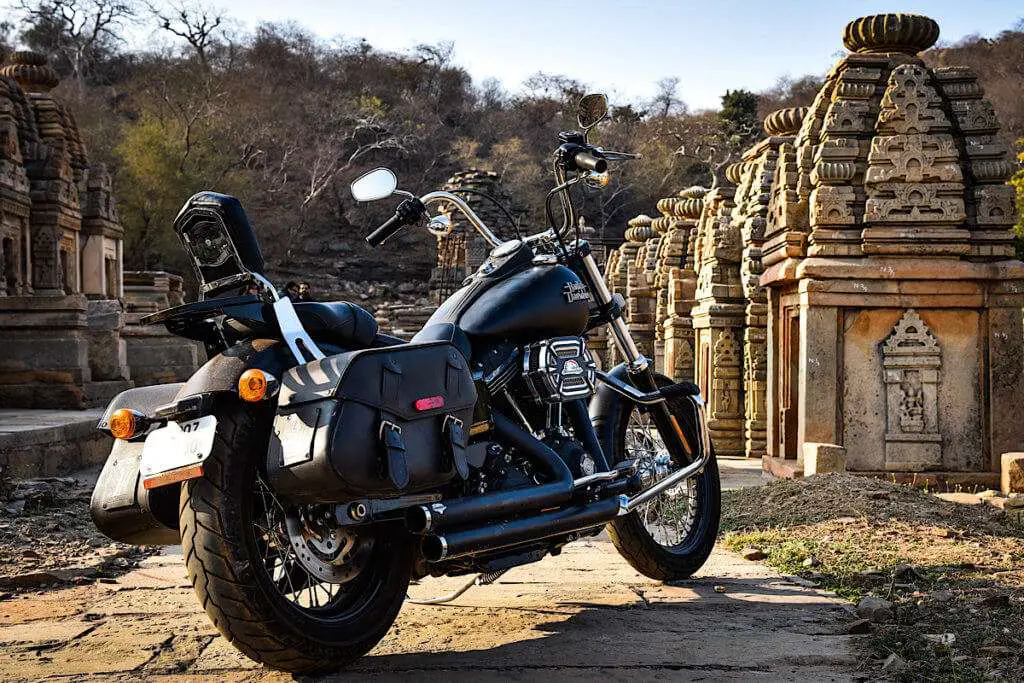 Harley-Davidson next to temple