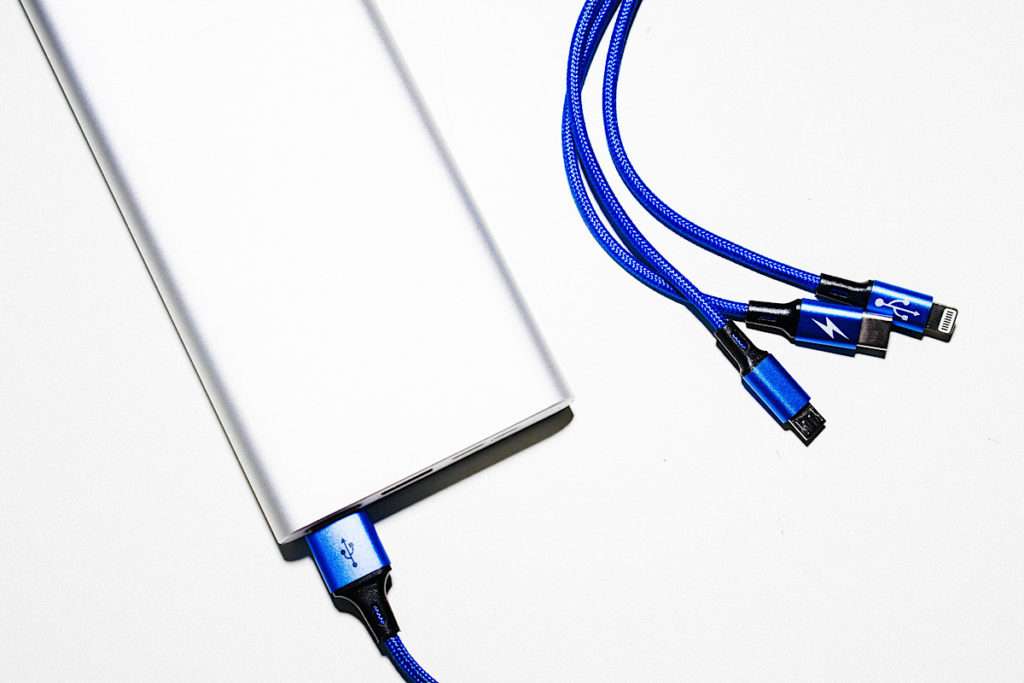 Battery pack with blue cables