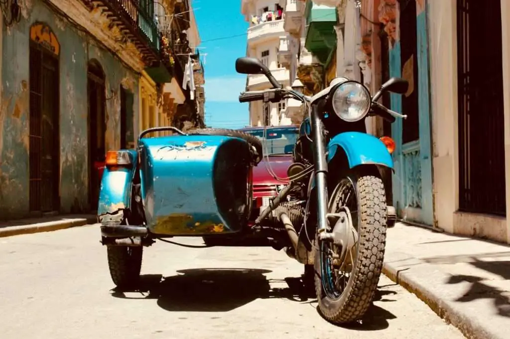 Blue motorcycle with a sidecar 