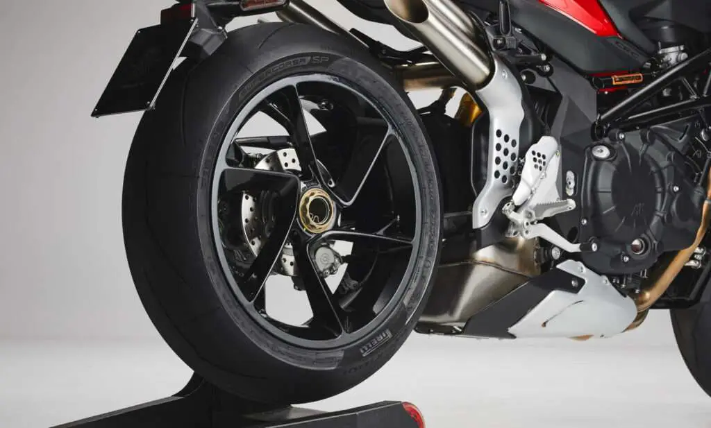 MV Agusta Brutale 2022 rear wheel