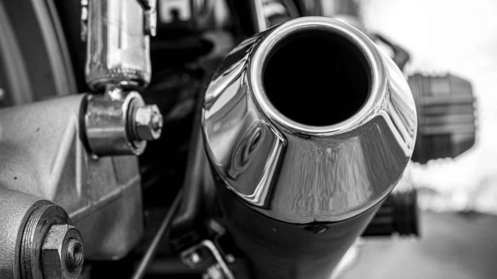 7 Reasons Why Your Motorcycle Exhaust Smells Like Gas